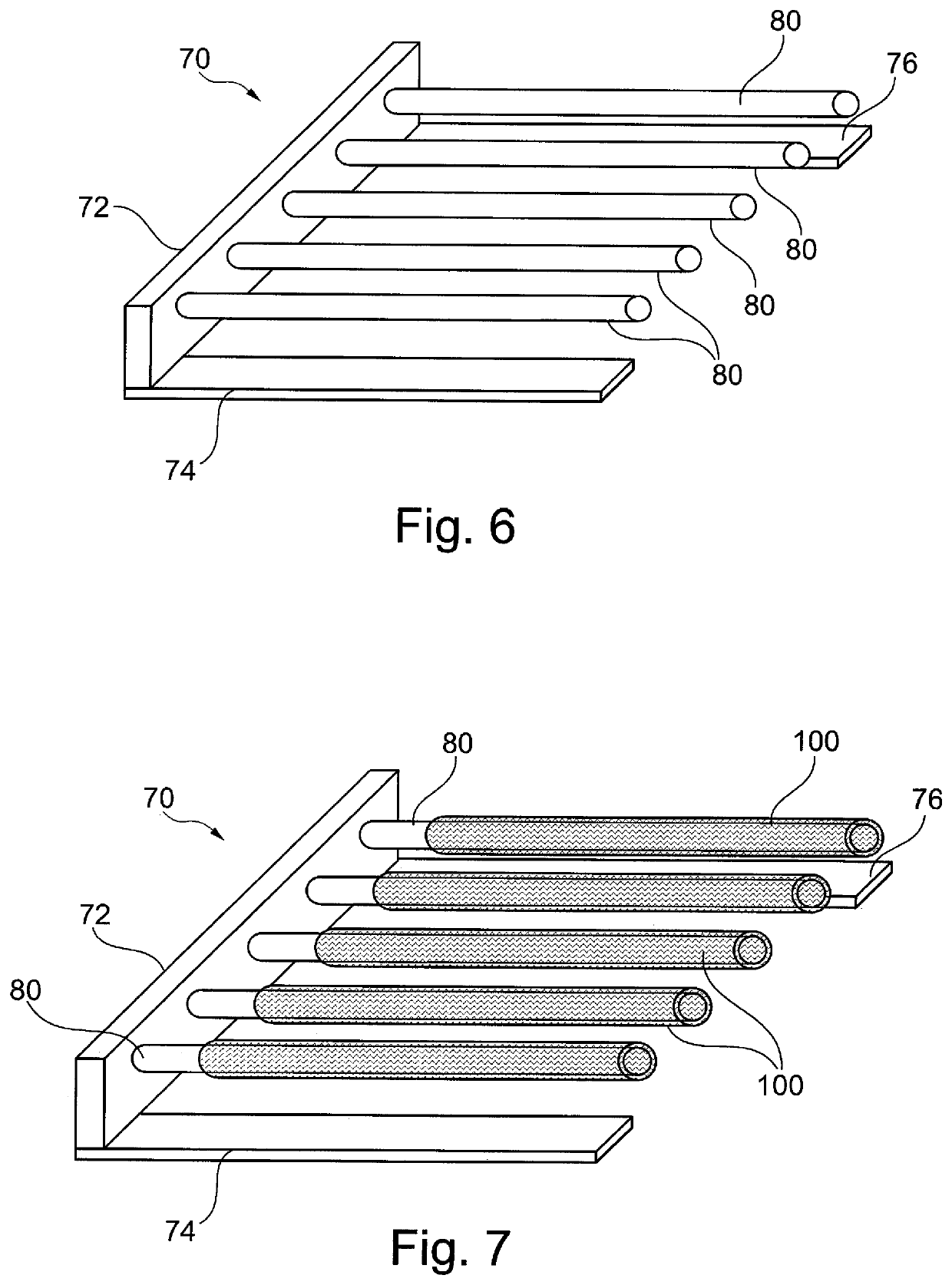 Implantable medical device with differentiated luminal and abluminal characteristics