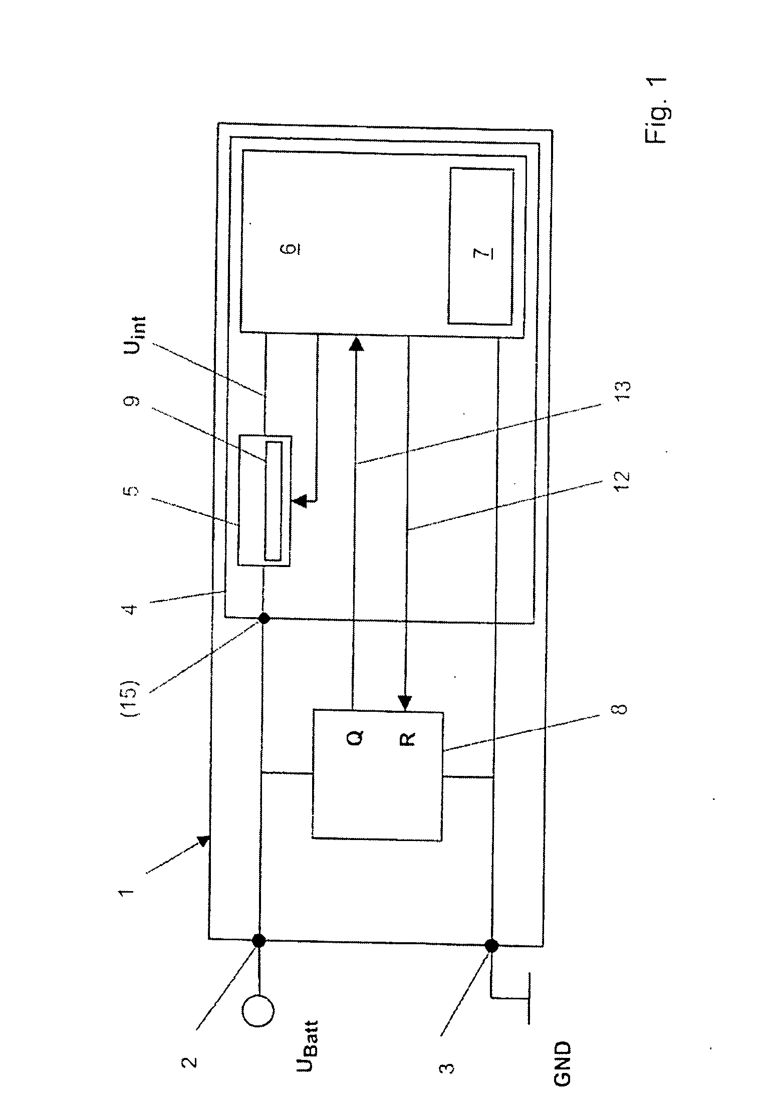 Switching device for detecting a voltage interruption