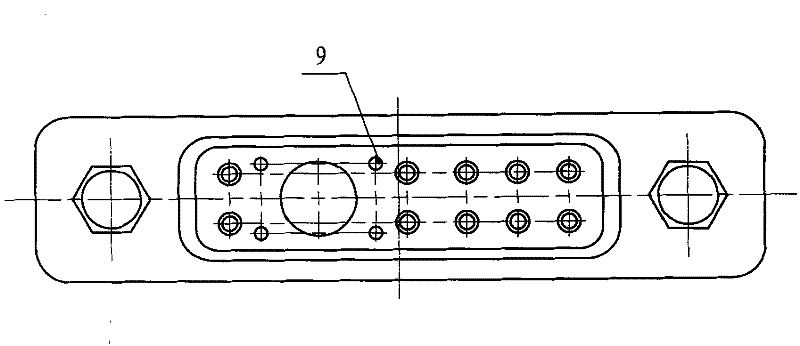 Electrical connector with automatic retaining mechanism and short-circuit module