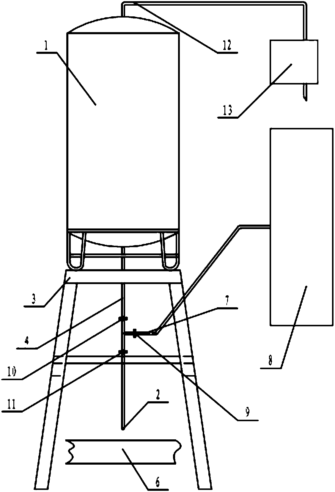 Automatic cleaning device for bamboo fungi