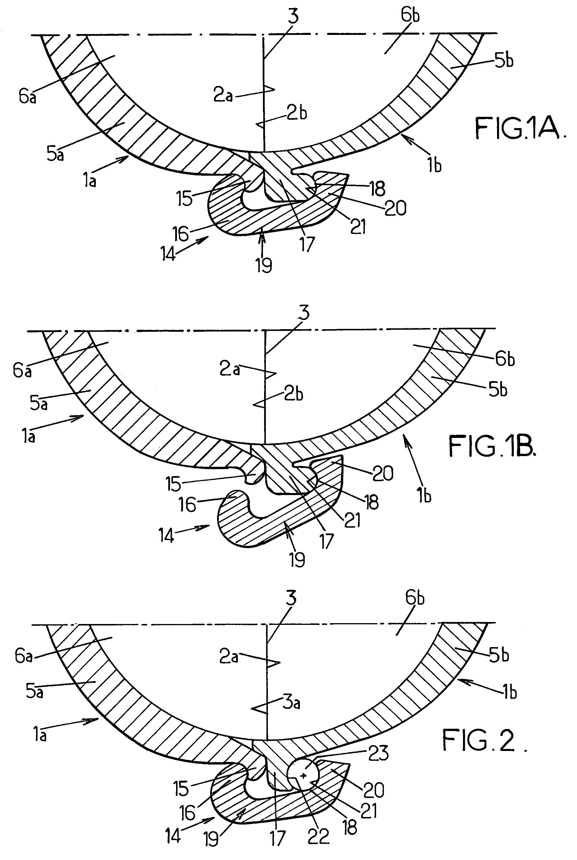 Moulding device for the production of containers in thermoplastic material