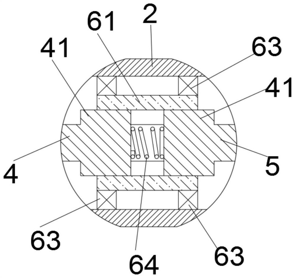 Long-shaft submerged pump with good stability