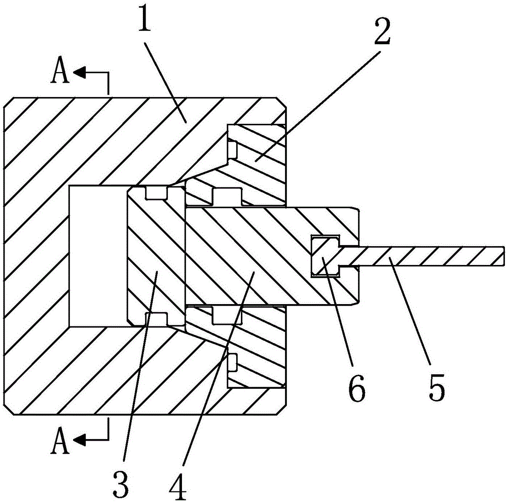 Square piston oil cylinder system with valve needle positioning function