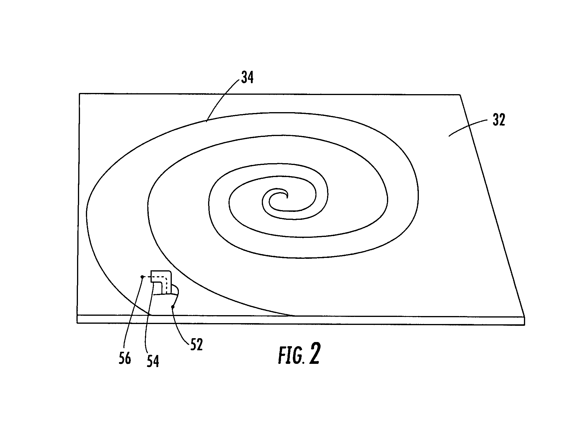 Hybrid antenna including spiral antenna and periodic array, and associated methods