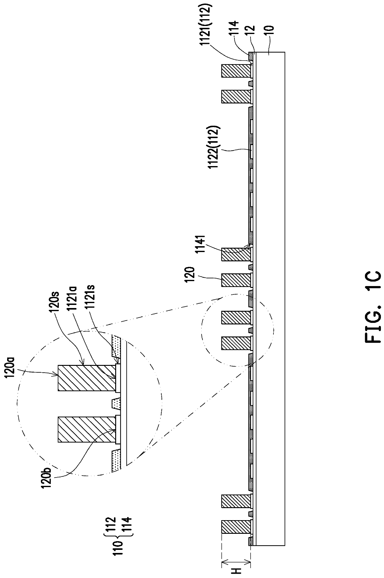 Semiconductor package structure with landing pads and manufacturing method thereof