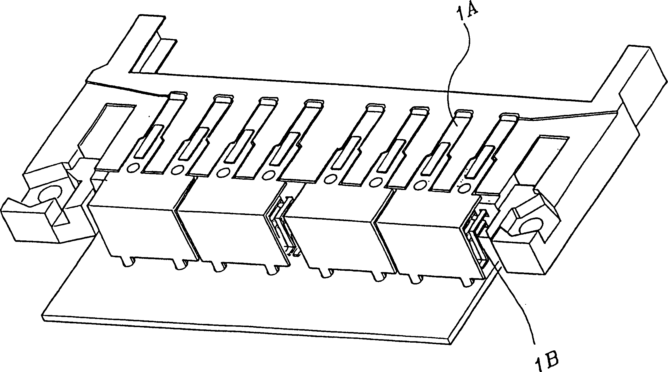 Earth plate device for PC card connector assembly