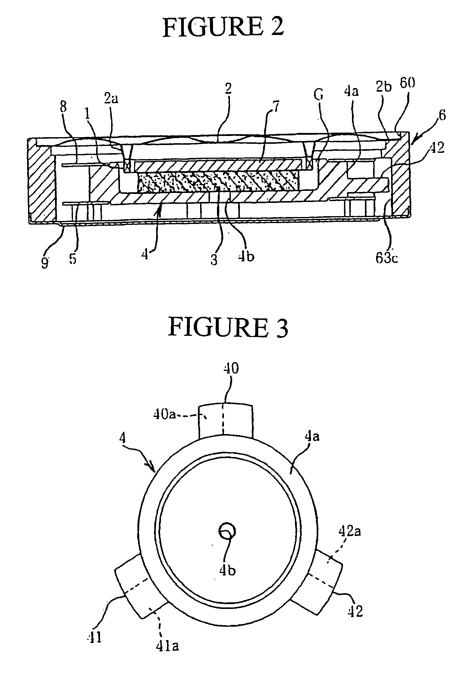 Vibrating actuator and a power supply mechanism thereof
