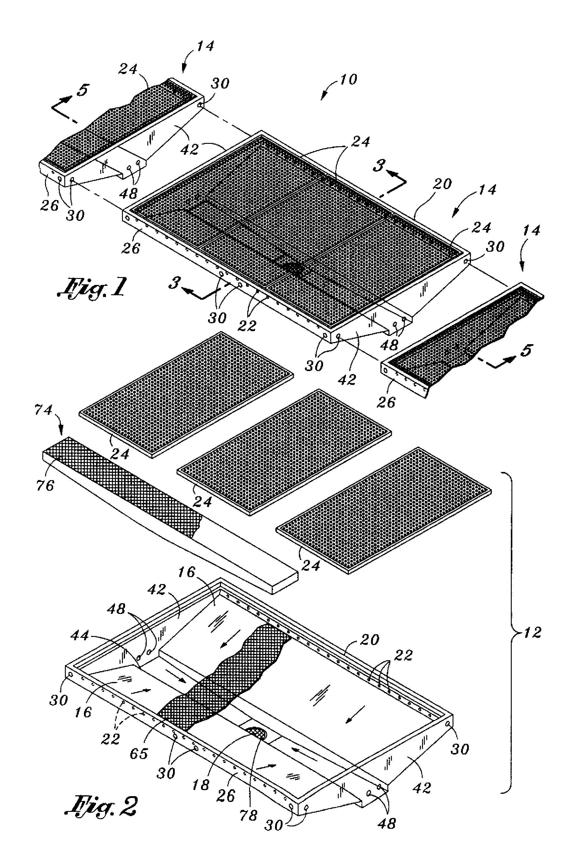 Self-cleaning flooring system