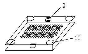 Mold, device and method for punching chip component ceramic diaphragm