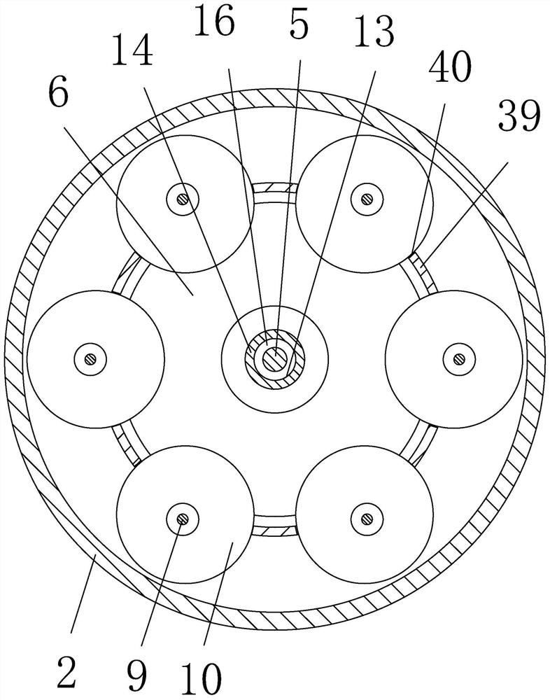 Contaminated soil remediation machine and contaminated soil remediation method