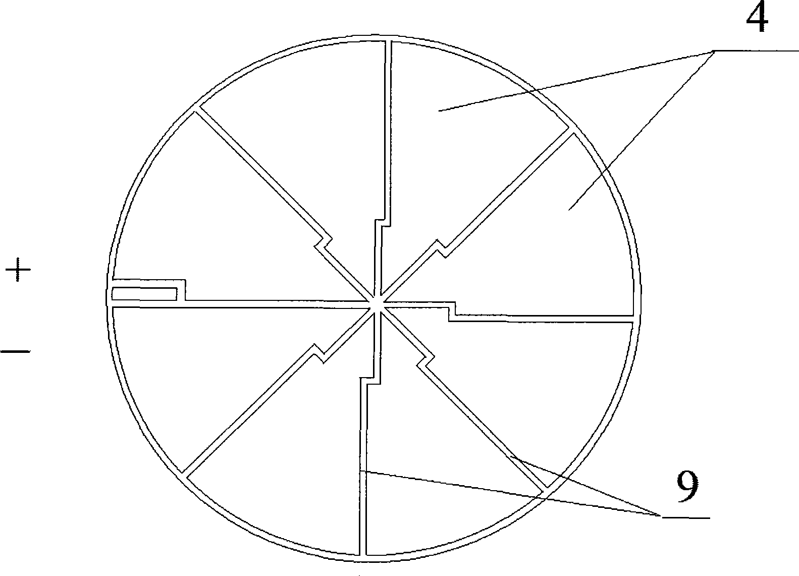 Circular silicon thin-film solar cell