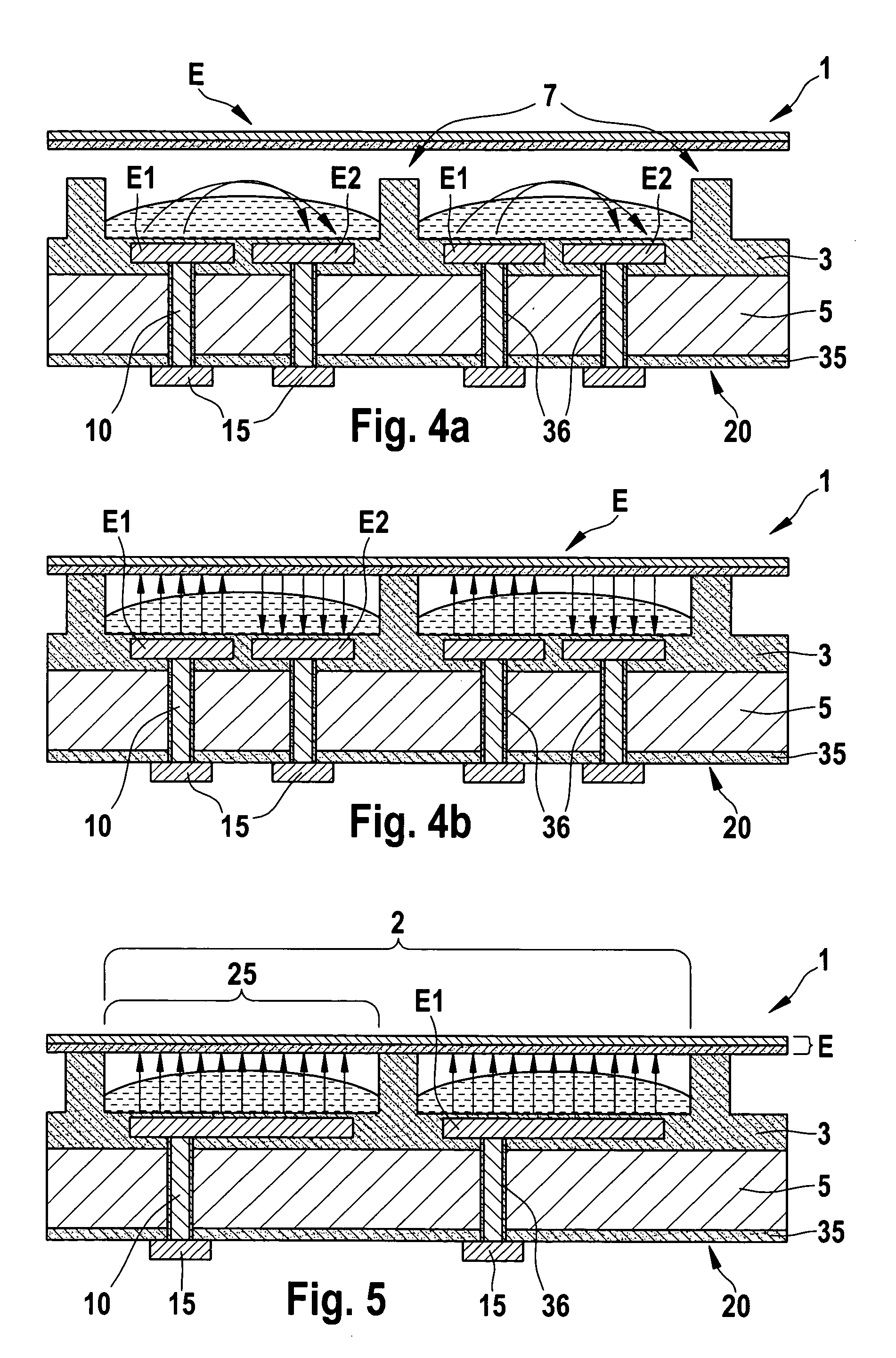 Biochip having an electode array on a substrate