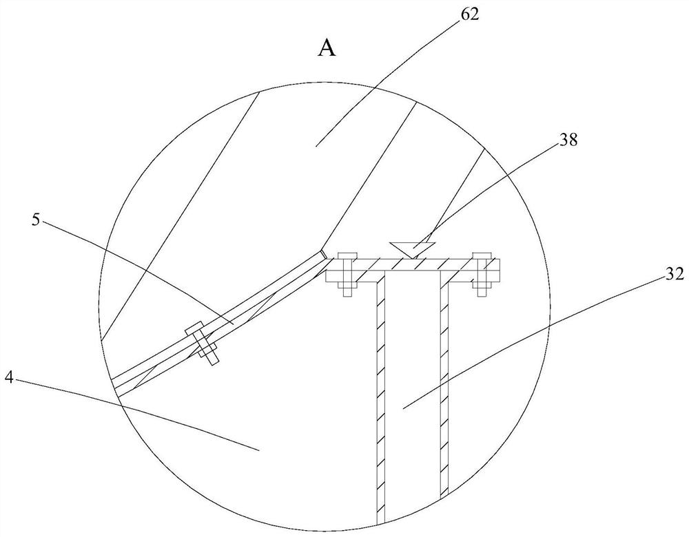 Concrete pouring device and method for shield launching base