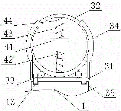 Automatic reciprocating scraping type bamboo skin removing device