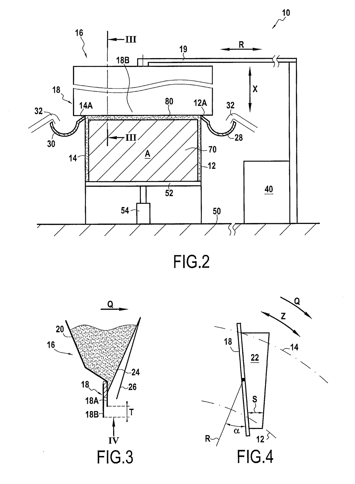 Device for fabricating annular pieces by selectively melting powder, the device including a powder wiper