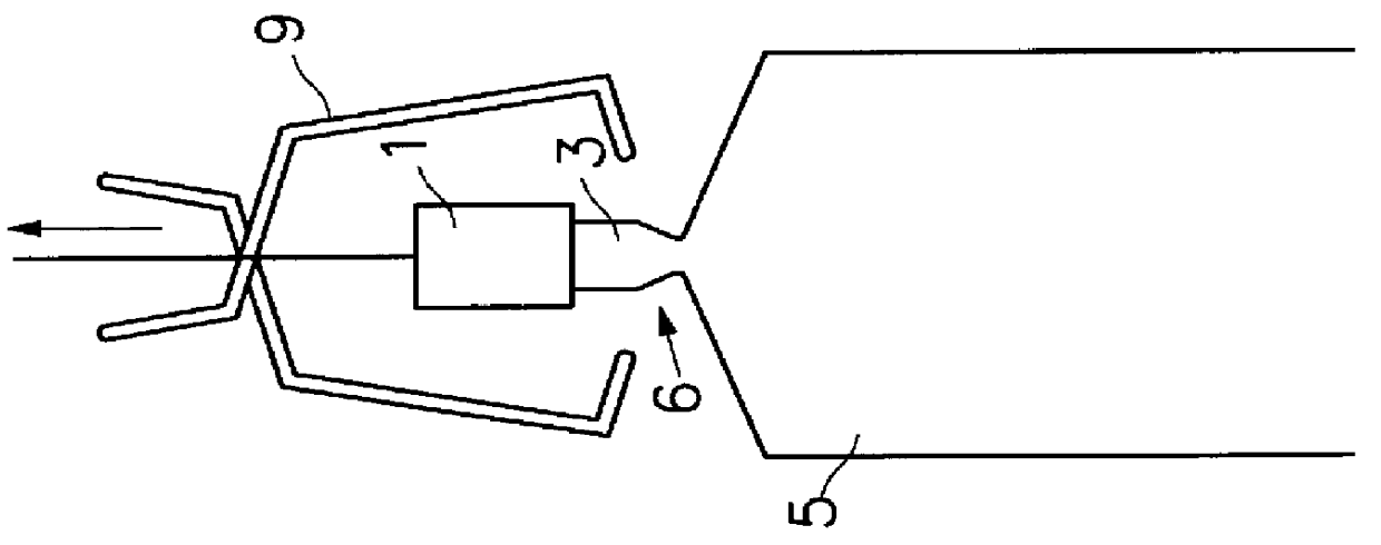 Method of manufacturing a silicon monocrystal, and method of holding the same