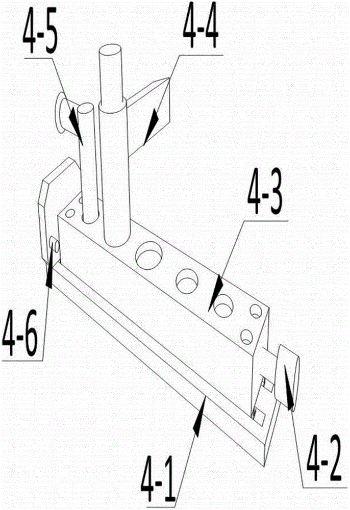 Construction steel bar bender device based on PLC control and working method thereof