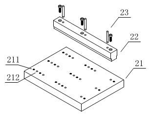 Device for automatic welding and random positioning and automatic clamping and resetting