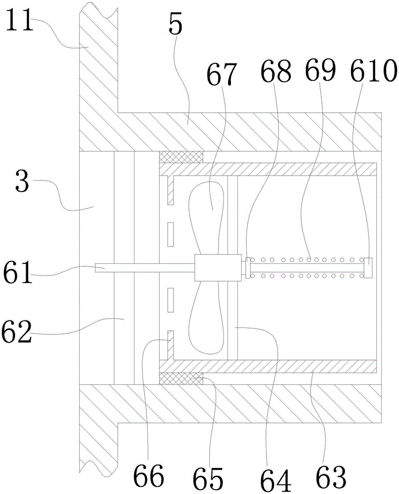 A wind screen device for battery plate curing room