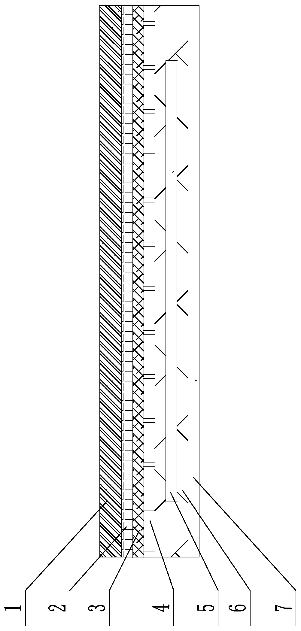 Electronic tag with shielding structure and manufacturing method