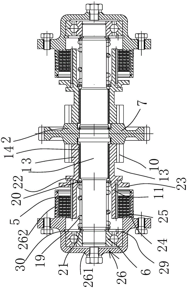 Steering engagement and disengagement driving mechanism of combine-harvester