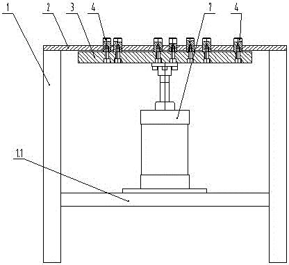 Bending device for heating pipe of evaporator