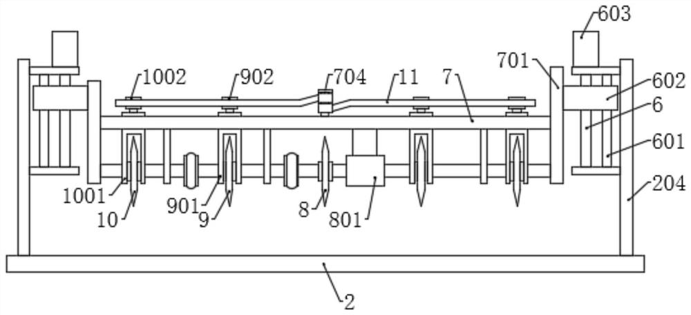 An equidistant cutting device for construction wood processing