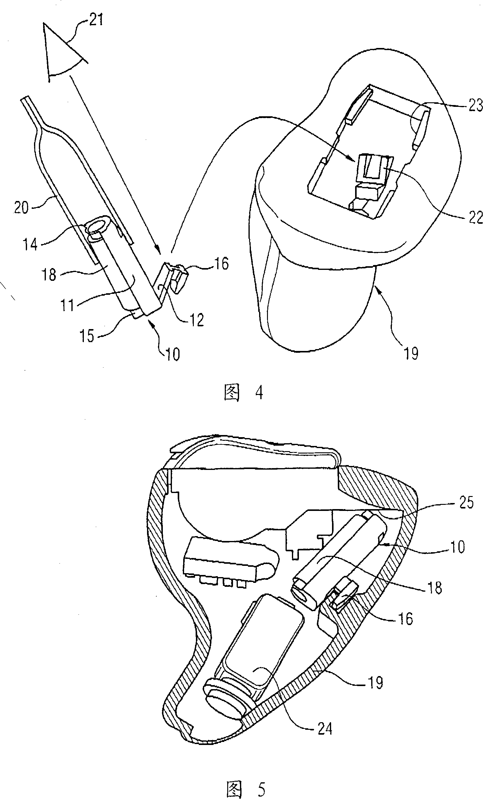 Mounting device for a component in a hearing device and corresponding method