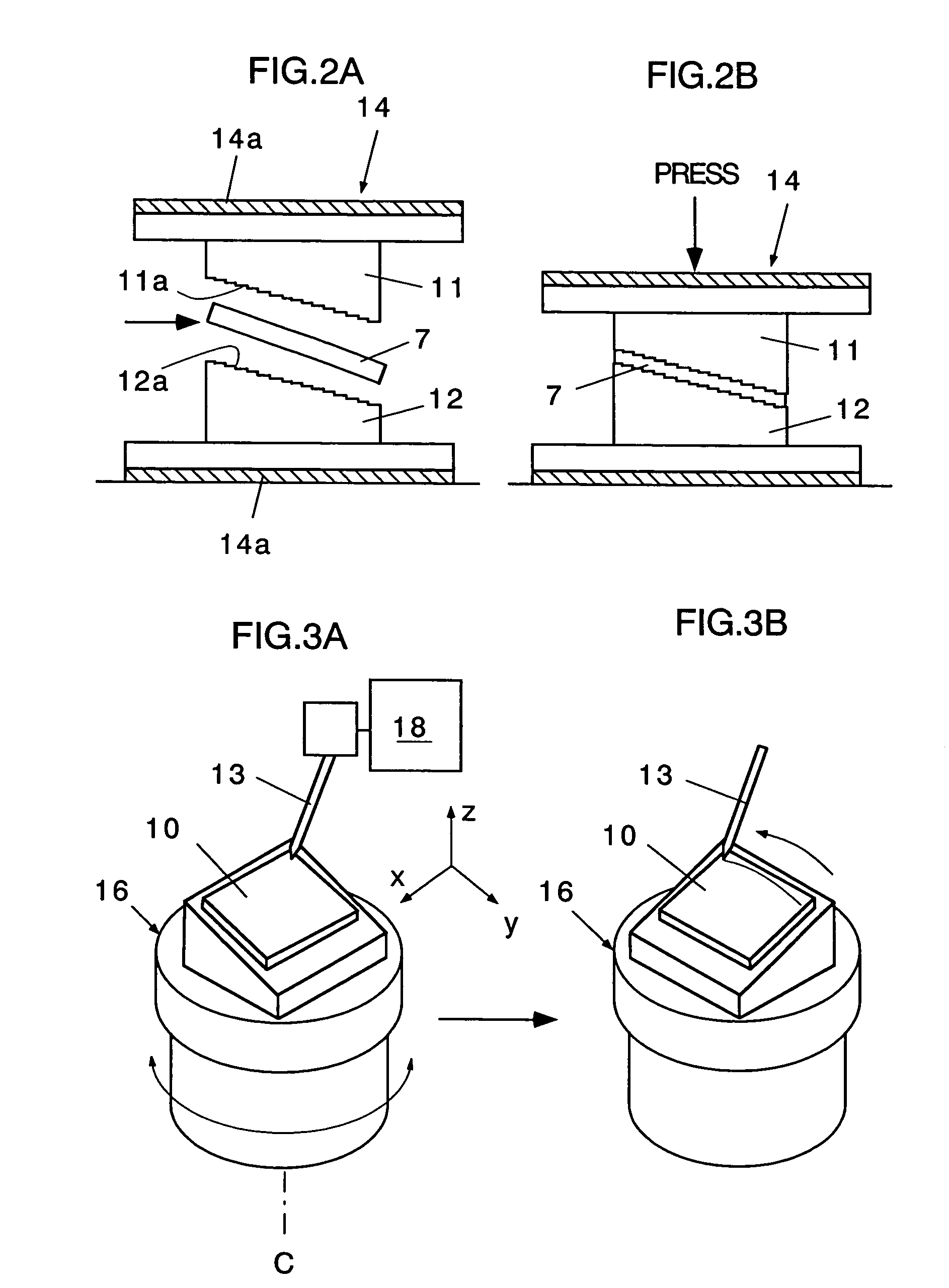 Method and apparatus for manufacturing large double-sided curved Fresnel lens