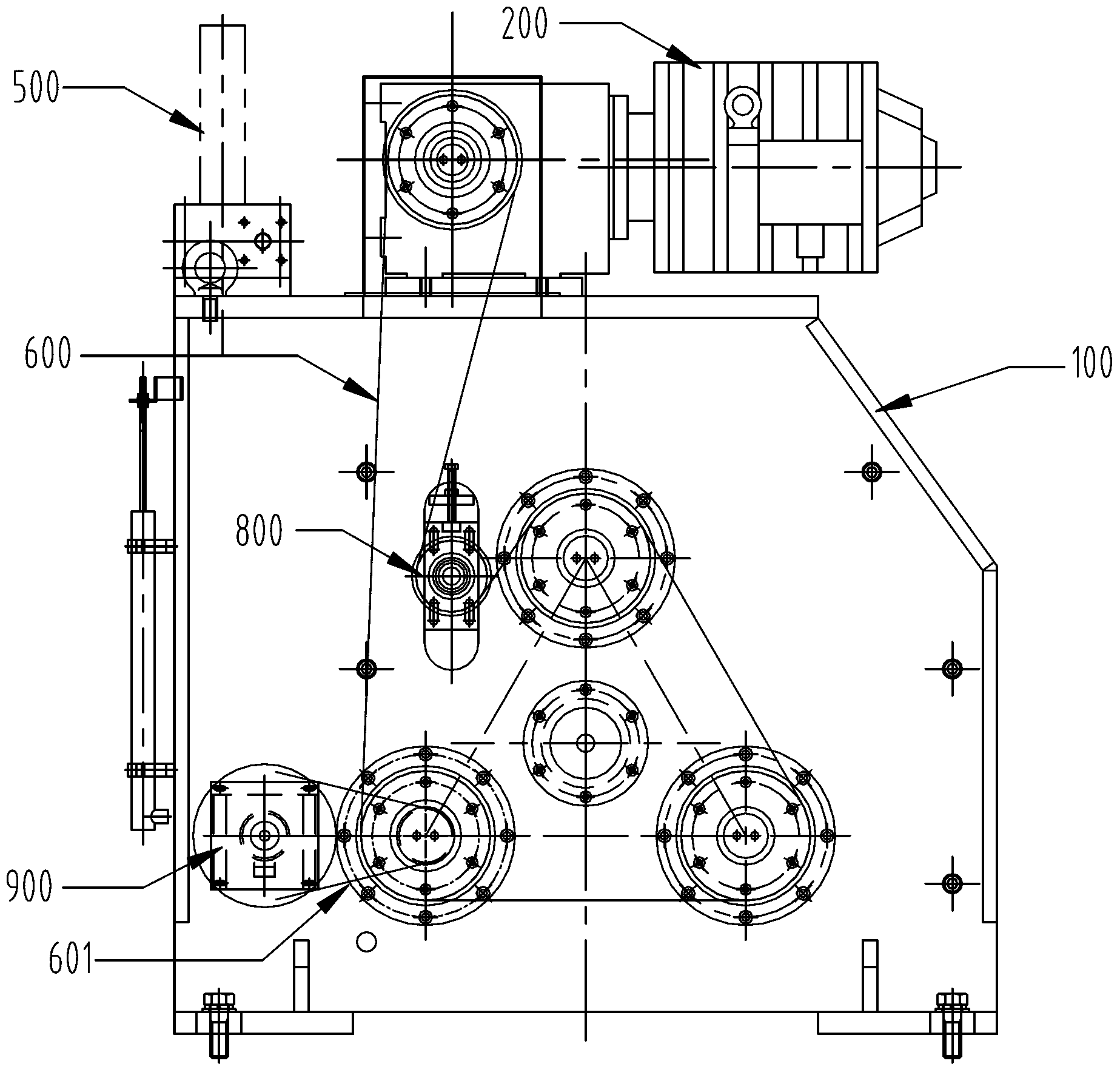 Automatic-opening-closing conveying mechanism with three rollers rotating automatically for cylinders