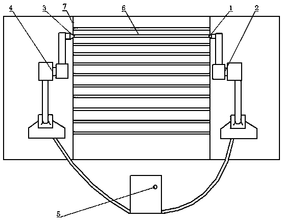 Leakage detecting head, condenser on-line leakage detecting device and applications thereof