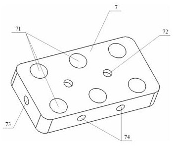 A fan-shaped combined material transfer bracket