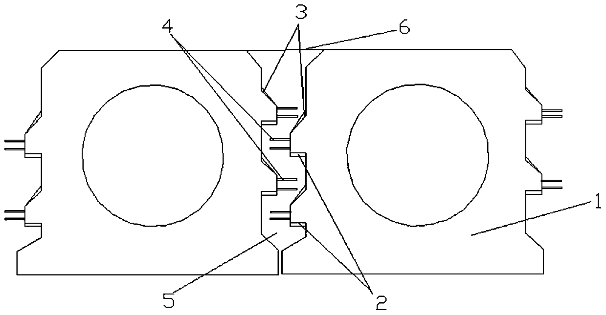 Self-insulation zigzag concrete slab girder hinge joint structure