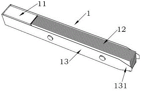 Small-curvature bending forming auxiliary processing device and auxiliary processing method