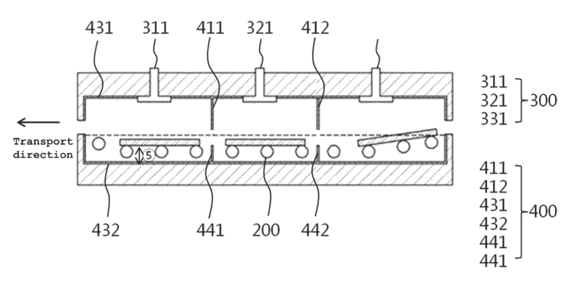 Apparatus for chemically toughening glass and method of chemically toughening glass using the same