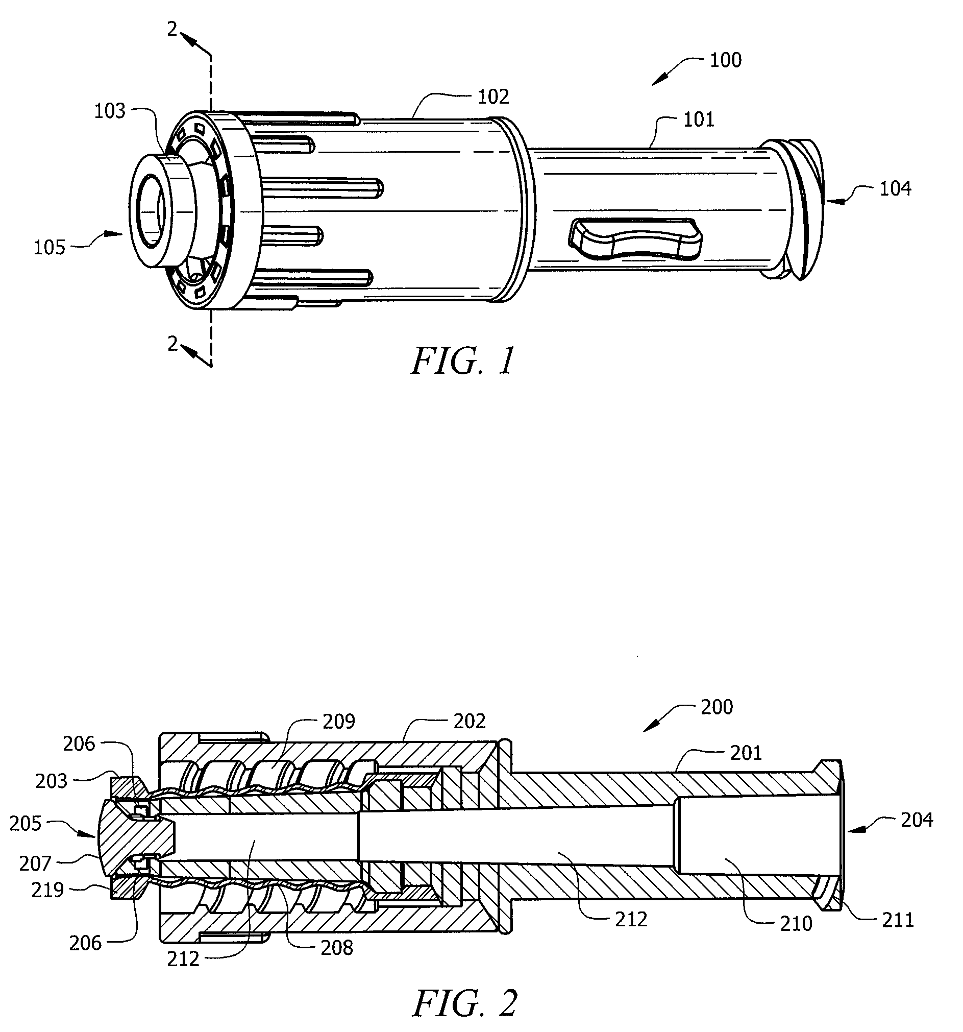 Closed male luer device for minimizing leakage during connection and disconnection