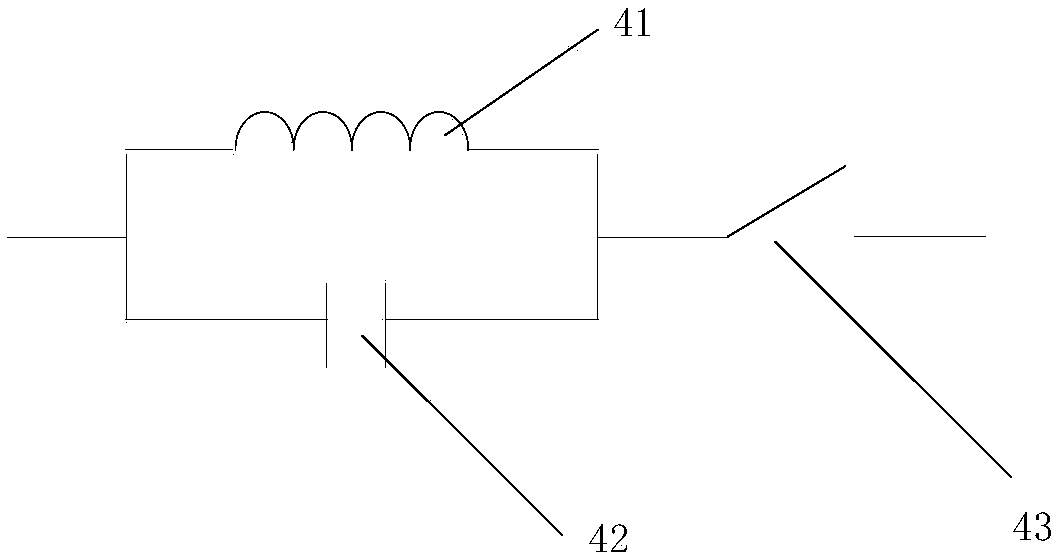 Resonance circuit -based charged ice melting topology system and ice melting method thereof