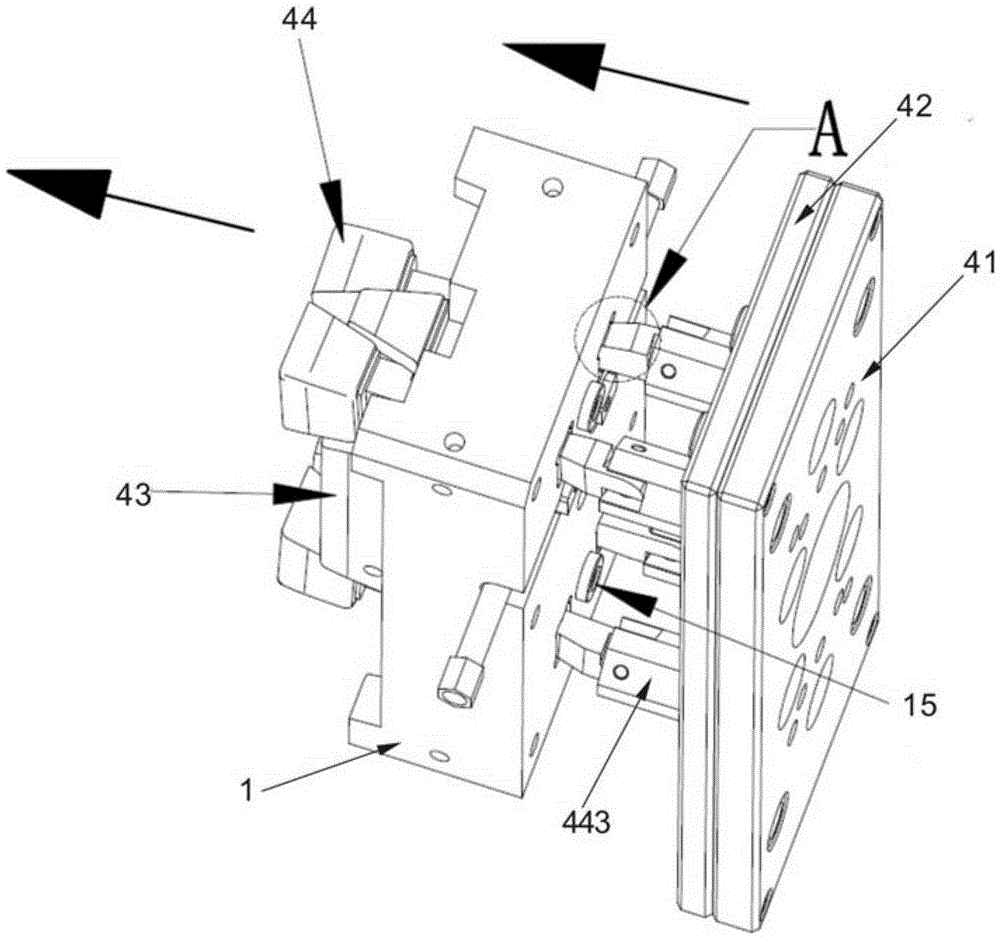 Automatic demolding reverse injection mold and use method