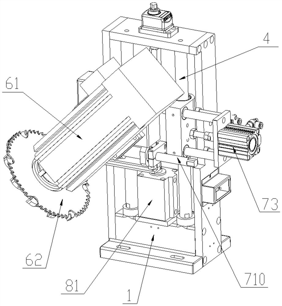 Angle-adjustable pre-milling mechanism