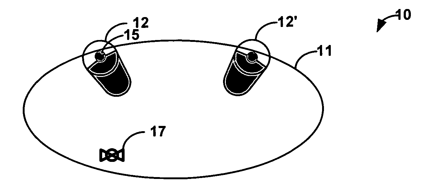 Hand-operated squeezable eye washer