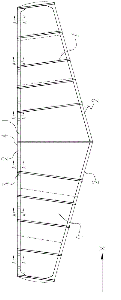 Heat insulation tank with outer skin plates