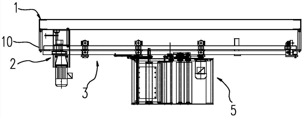 A transmission device for a ring-rail laminating machine