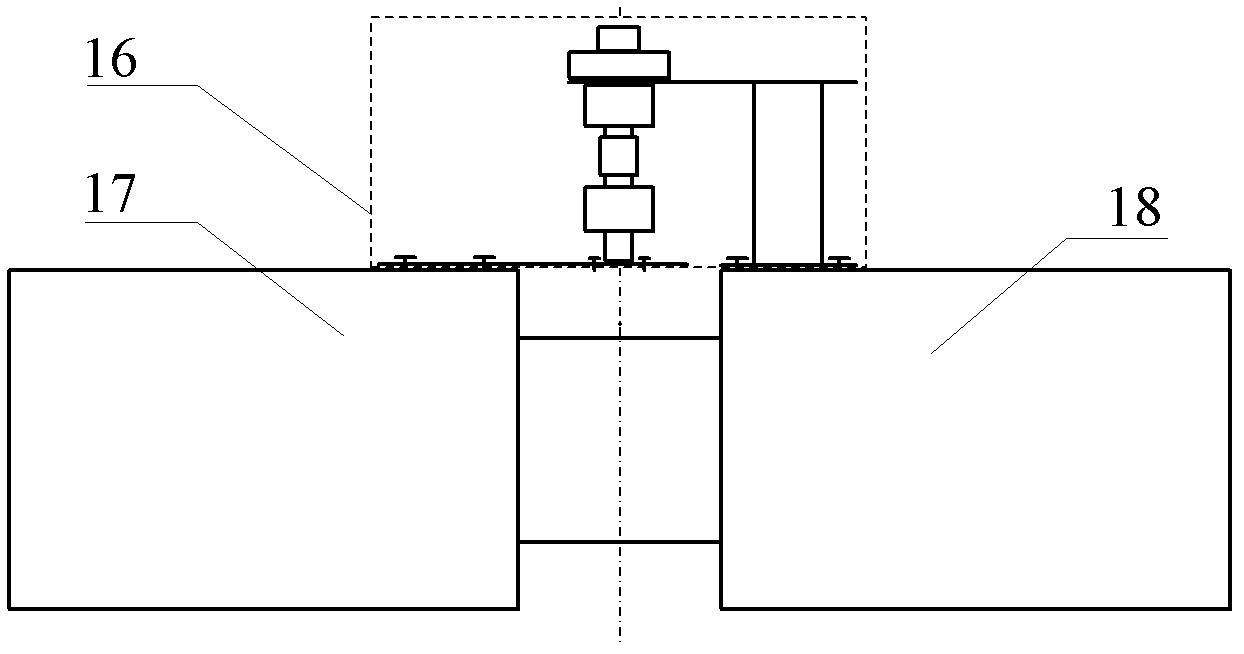 Moment load simulator