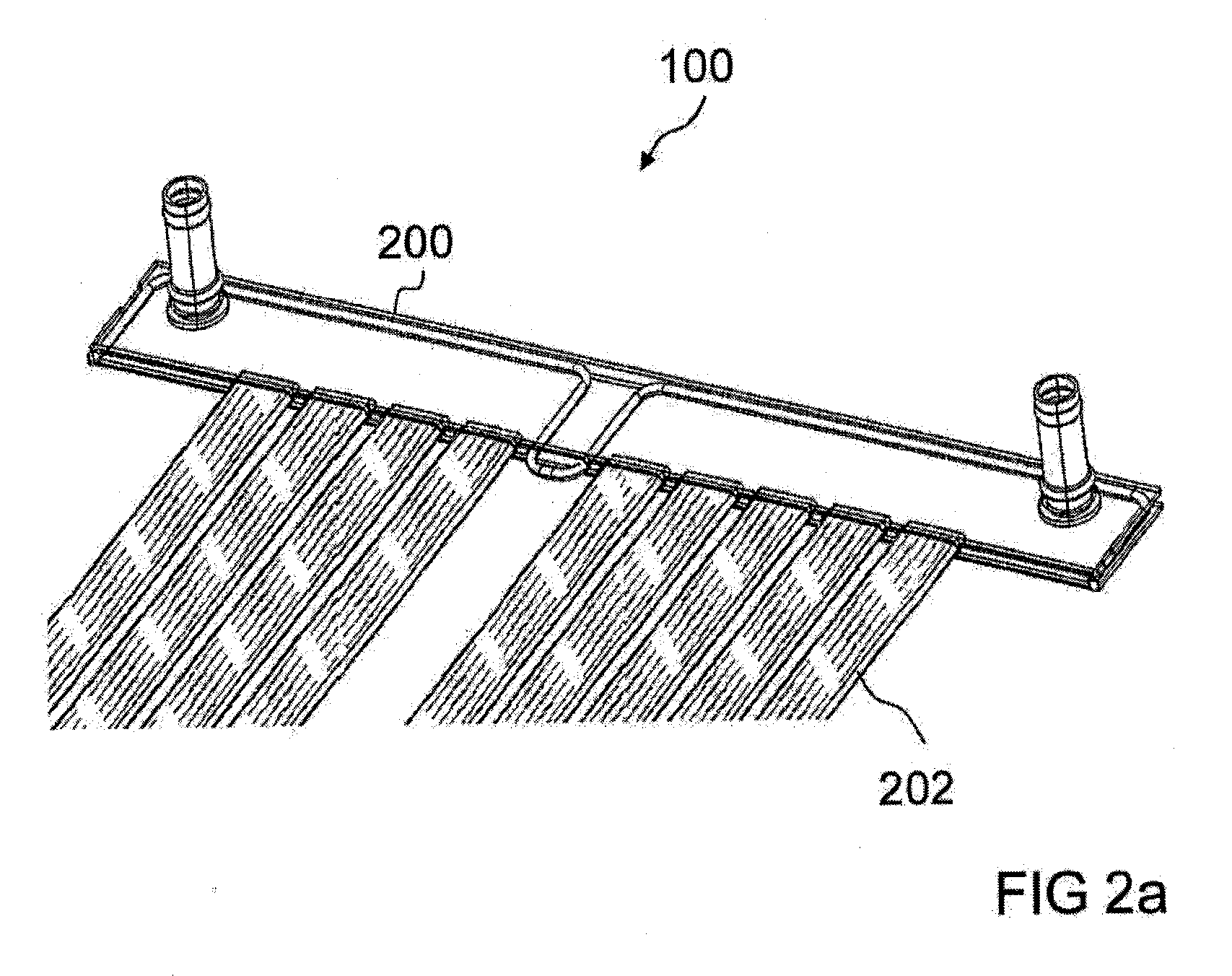 Accumulator for a cooling fluid and heat exchanger