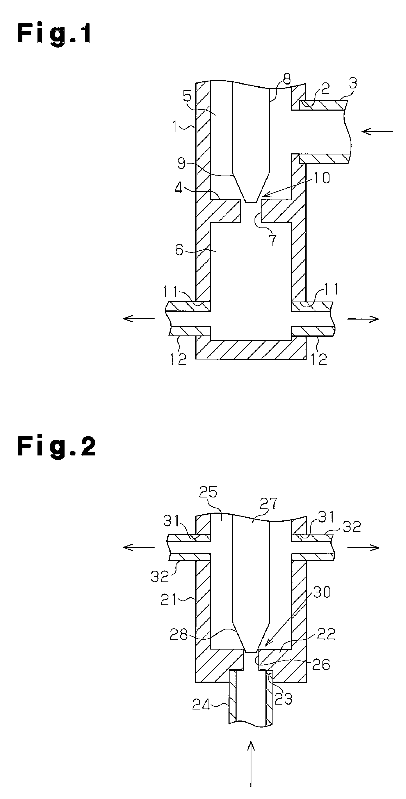 Expansion valve with refrigerant flow dividing structure and refrigeration unit utilizing the same