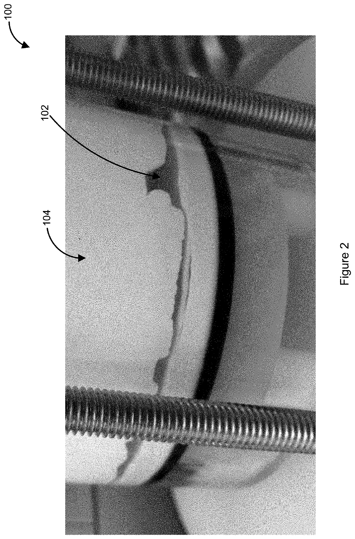 Dynamic axial compression for preparative columns using external compression