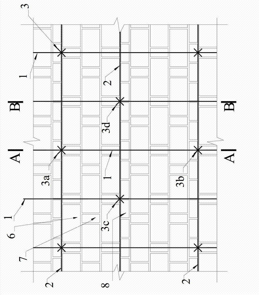 Method for reinforcing row-lock wall through adopting wire entanglement and cement mortar