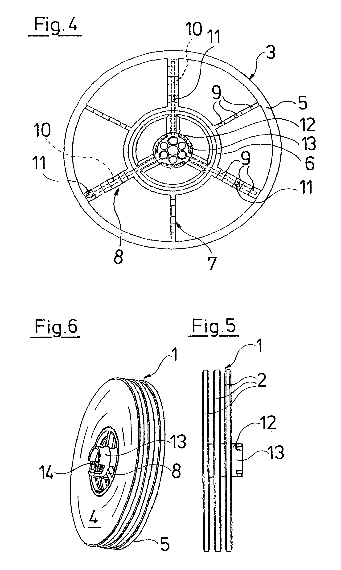 Reactor Comprising a Stack of Filter Plates