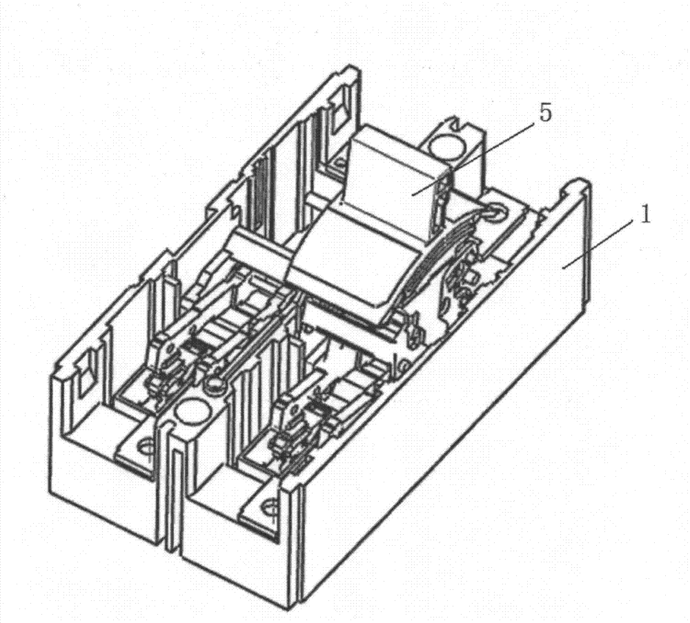 Double-breakpoint molded case circuit breaker