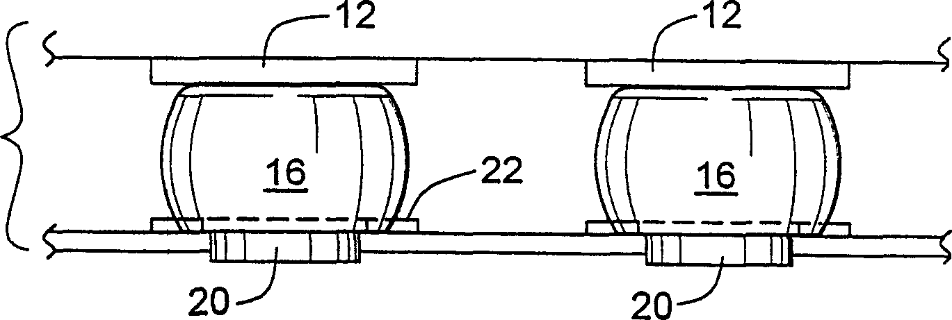 Elastic electric interconnector with varied lateral sections